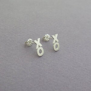 Sweethearts® 'XOXO' Stud Earrings
