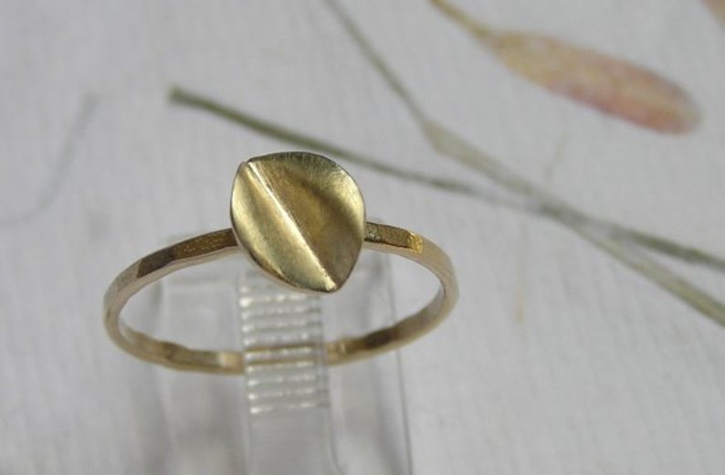 14k Gold Ring, Leaf Ring, Gold Ring for Women, Solid Gold Ring, Leaf Jewelry, Thin Gold Ring, Dainty Gold Ring, Minimalist Jewelry image 2