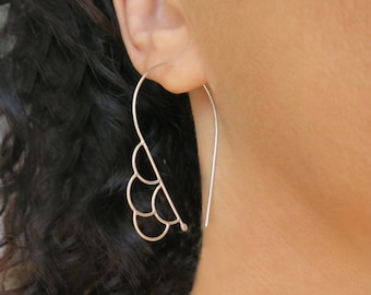 Einfädler Ohrringe, Silber Hoop Ohrringe, Tropfen Hoops, Einzigartige Hoops, Silber Threader Ohrringe, Minimalist Schmuck, Dünne Hoop, Offene Hoop