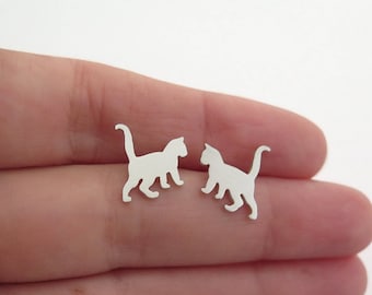 Cat Earrings - Kitten Earrings - Cat Lover Gift - Silver Stud Earrings - Sterling Silver Cat Earrings - Animal Lover Gift -Cat Stud Earrings