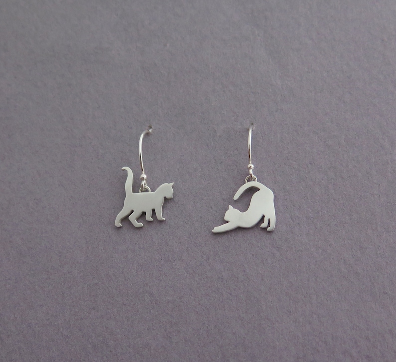 Cat Earrings Sterling Silver Dangle Earrings Cat Jewelry Etsy