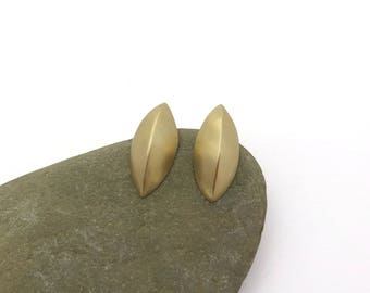 14k Gold Leaf Earrings - Seed Pod Post Earrings - Solid Gold Jewelry