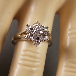 1950s Diamond Flower Ring .58 Carats White gold 14K 2.88 gm size 6 Engagement Ring image 3