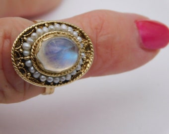 Antique Etruscan Revival Blue Moonstone and Seed Pearl Ring Yellow Gold 14K 4.97 Grams Sizable 5