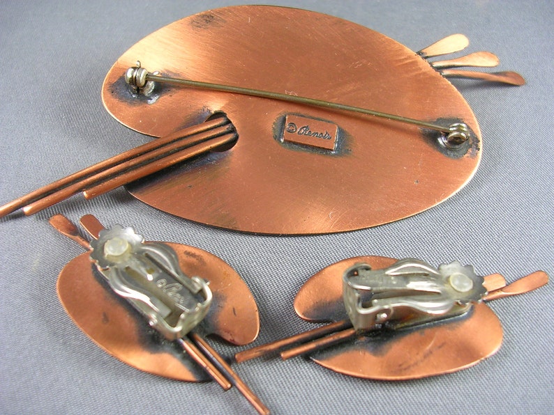 Mad Men 1960s Renoir Copper Palette Brooch and Earrings 4 inches x 2 inches Brooch 32 grams Excellent Condition image 3