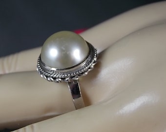 Vintage Mabe Pearl Ring 14mm Pearl White Gold 18K 5.3gm Size 7.25  Bezel Set