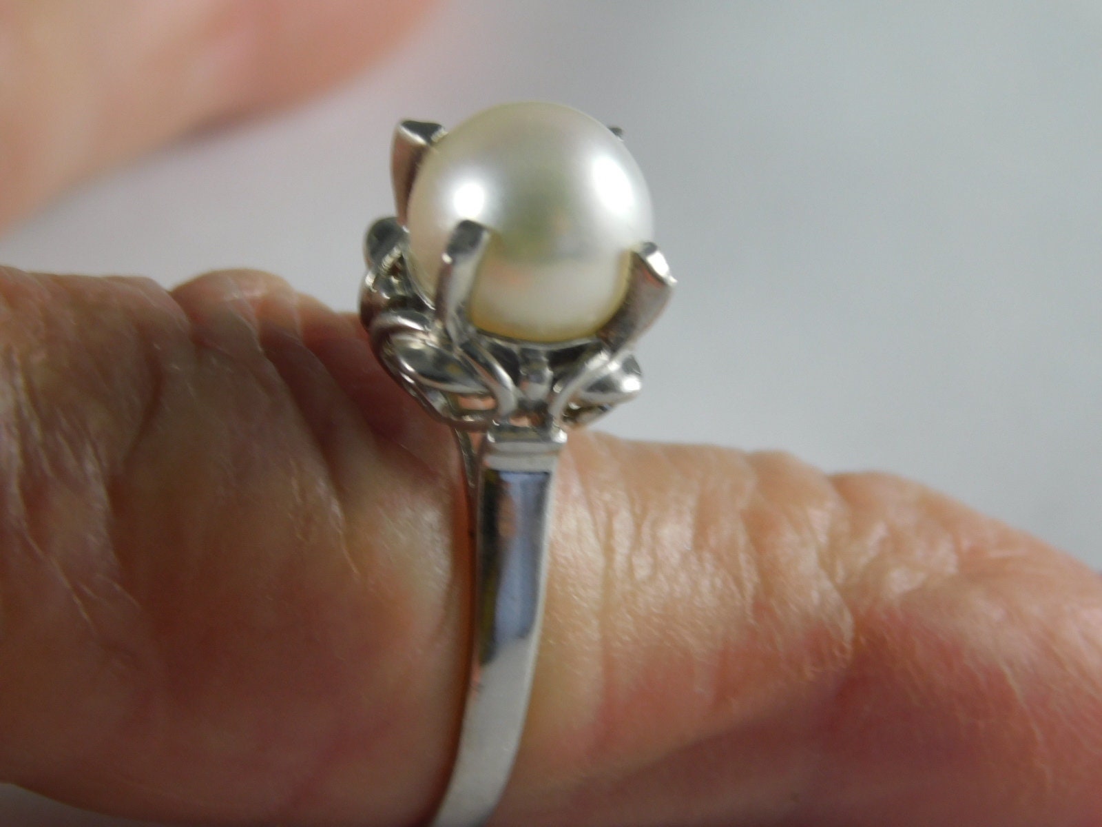Pearl Ring 001-300-00001 - Pearl Rings - Dolabany Jewelers | Dolabany  Jewelers | Westwood, MA