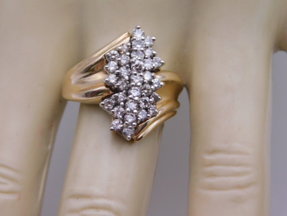 4 carat 2024 cluster diamond ring