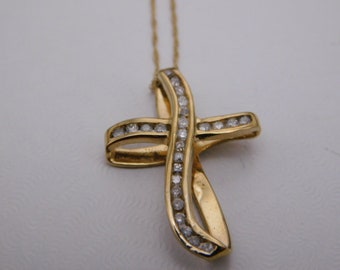 Diamond cross .50 Ctw Yellow Gold 14K -18 inch 14k gold chain 3.58 grams both.