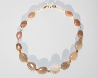 Agate Rose Necklace