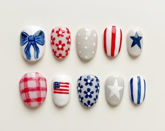 Red White and Blue Press On Nails, Patriotic Handmade False Nails, Fourth of July Reusable Nail Set