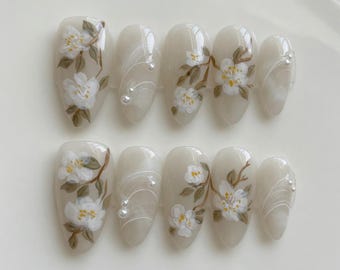 Hand Painted Press-On Nails Blooming White Flowers Pearl Reusable Faux Elegant Design Set