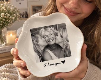 Custom Photo Trinket Tray, Photo Gifts for Mothers Day Gift, Mom Ring Dish, Jewelry Storage, Gifts for Mom Photo Gift, Photo Trinket Dish