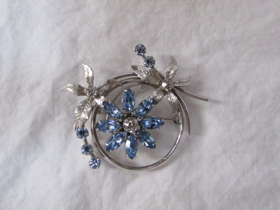 Broche De Plata Flor Diamante Vintage Zapato Pin Bridal Pastel Decoración New Reino Unido