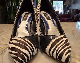 White House Black Market Zebra Print Calf Hair Pointed-Toe Women’s Heels Sz 8M