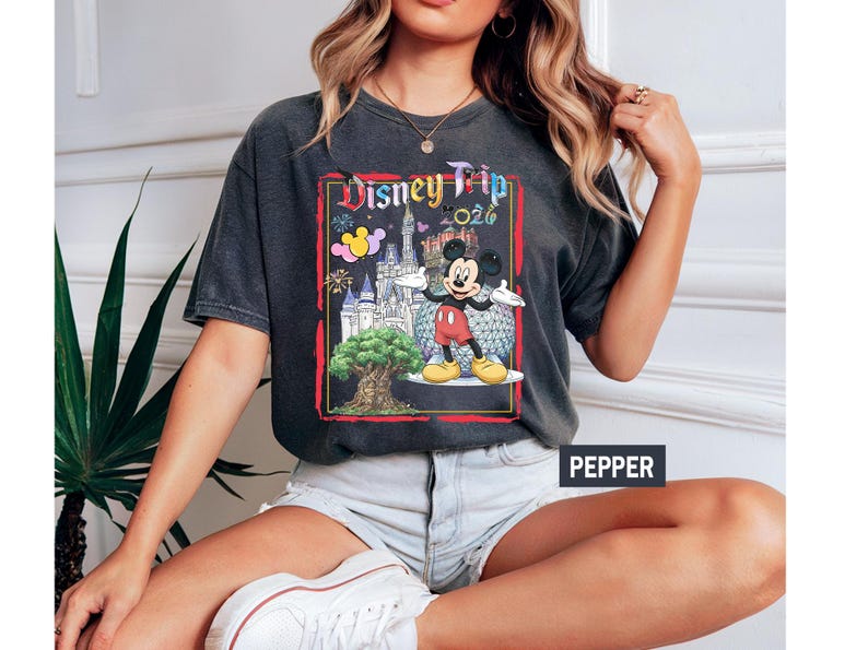 Comfort Colors All Characters Disney Trip 2026 Family Matching Shirt,WDW Disney World Magic Kingdom Family Vacation Group Shirt,Disney Shirt bild 3