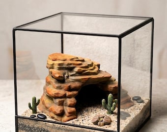 3D-Printed Rock Shelter - Decor Decoration for and Vivariums Terrariums - D&D Wargaming Terrain - Tabletop Gaming Ready