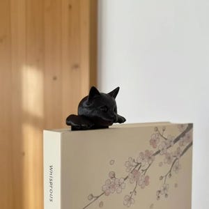 Cat Bookmark for Book Lovers, 3D Peeking Cat Page Holder, Funny Animal Book Mark, Cute Kitten, Unique Gift for Readers, Bookish Accessories