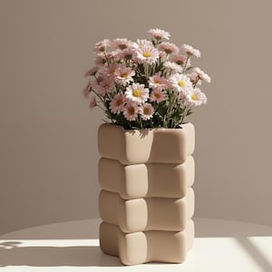Gold Star Vase Flowers-Unique Home Decor Gift-Contemporary Ribbed Flower Pot-Art Deco-Scandi Style Floral-Minimalist Star Shaped Sculpture
