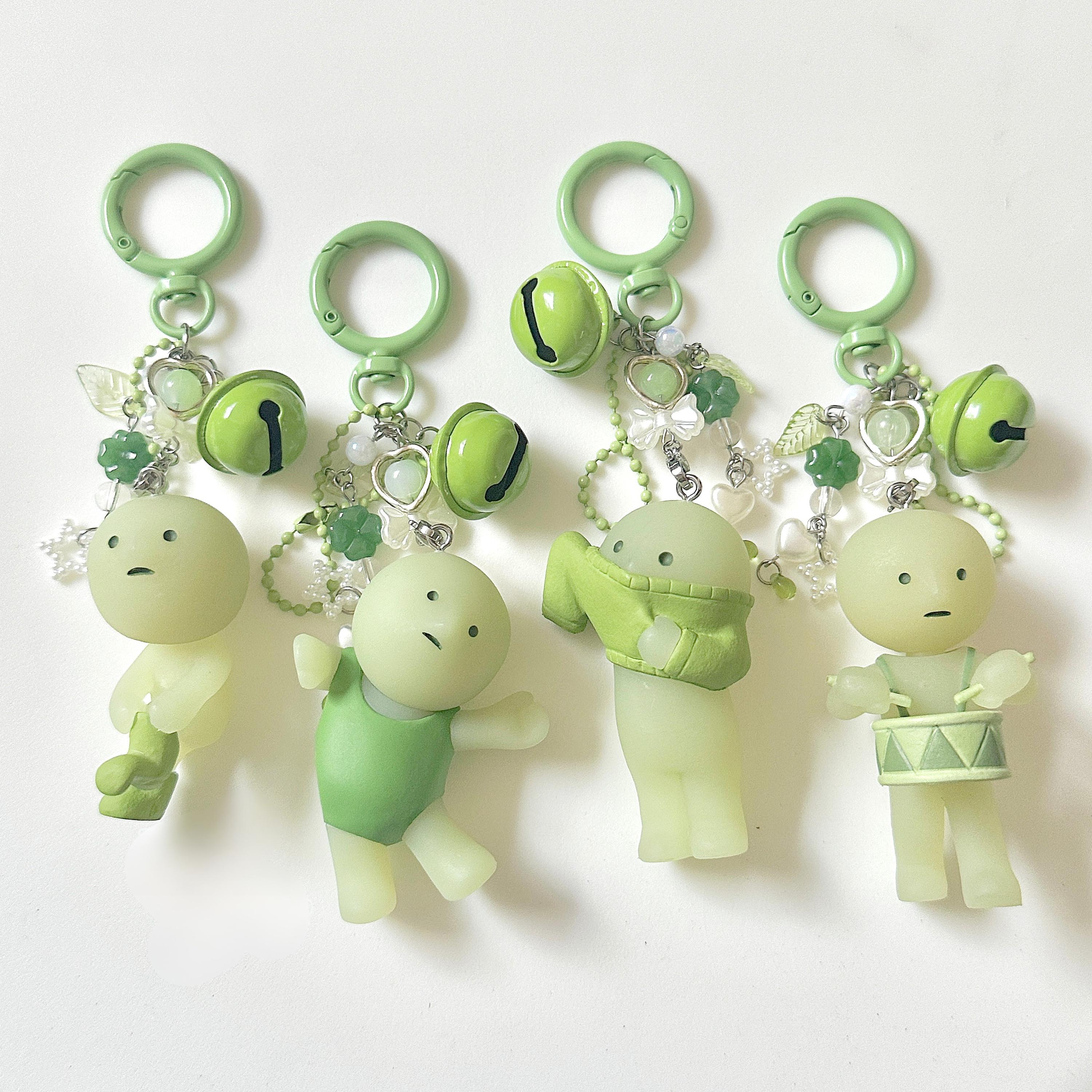 Smiski keychain - Etsy 日本