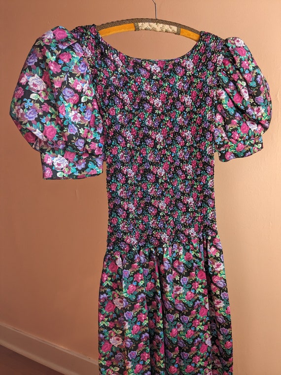 1980s Oscar de la Renta Puff Sleeve Floral Smocked