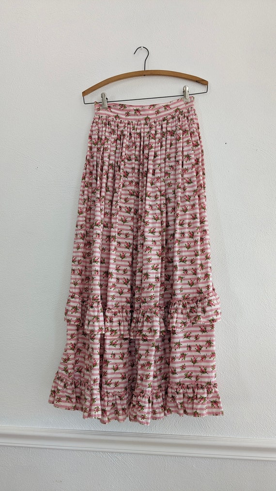 1940s 1950s Rose Print Prairie Ruffle Skirt - image 6