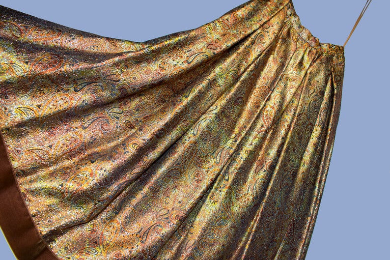 Designer 1960s Golden Metallic Brocade Lame Full Skirt with Velvet Trim MIGNON Paris New York XS SMALL