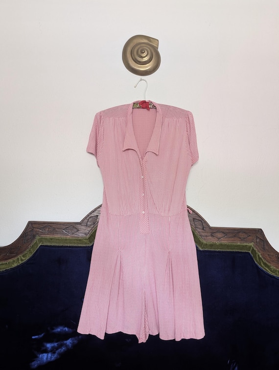 1940s Playsuit- Rayon Jersey Greek Key Print Stripe size 30" waist