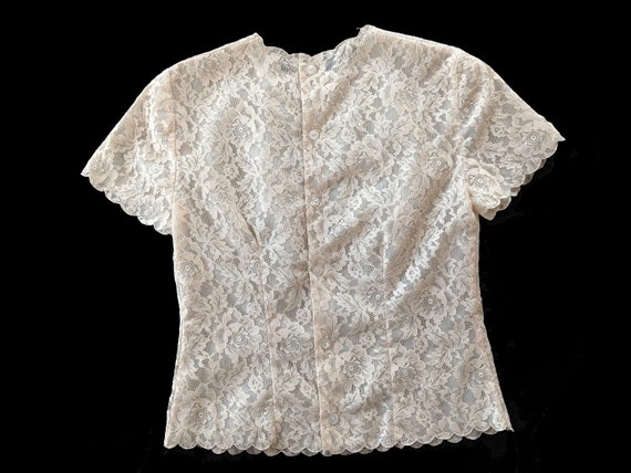 1950s Sheer Nude Lace Blouse Small Scalloped Edge… - image 2