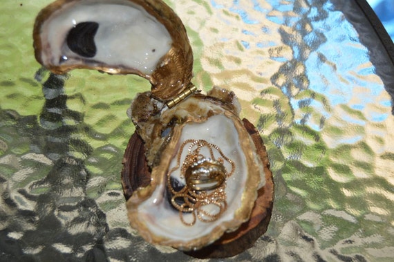 oyster ring box