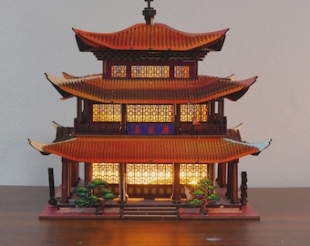 Kit de bricolaje Torre Yueyang / Miniatura de pagoda china / Modelo de madera / Decoración con luz LED / Arquitectura antigua / Decoración de escritorio / Regalo para coleccionistas