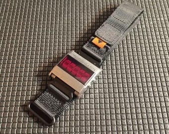 Reloj de pulsera LED – Caja de titanio, indicador soviético ALS314A