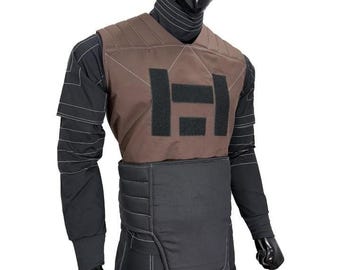 Disfraz de cazador de recompensas de Star Wars inspirado en el cosplay de la Guardia de la Muerte Mandaloriana, traje gris personalizado de 4 piezas (camisa, hormiga, chaleco, faja)