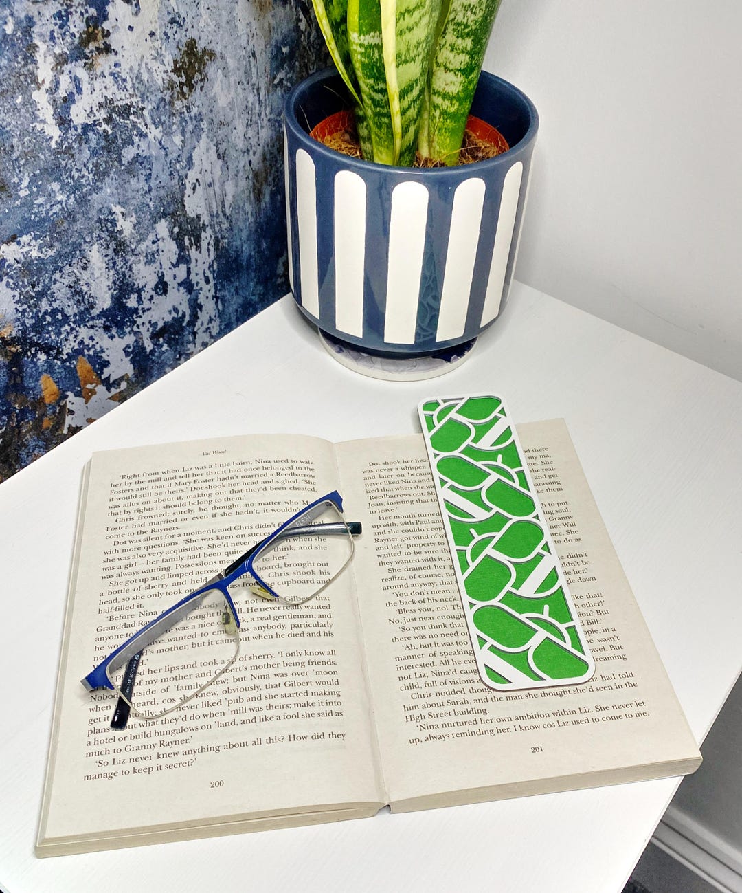 Bee Bookmark | Book Lover Gift | Personalized Bookmark Gift | Gift for ...