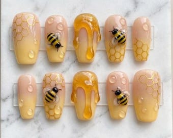 3D Honey Bee Press On Nails, Realistic Honey Drip, Gold Honeycomb Ombre Gel Style