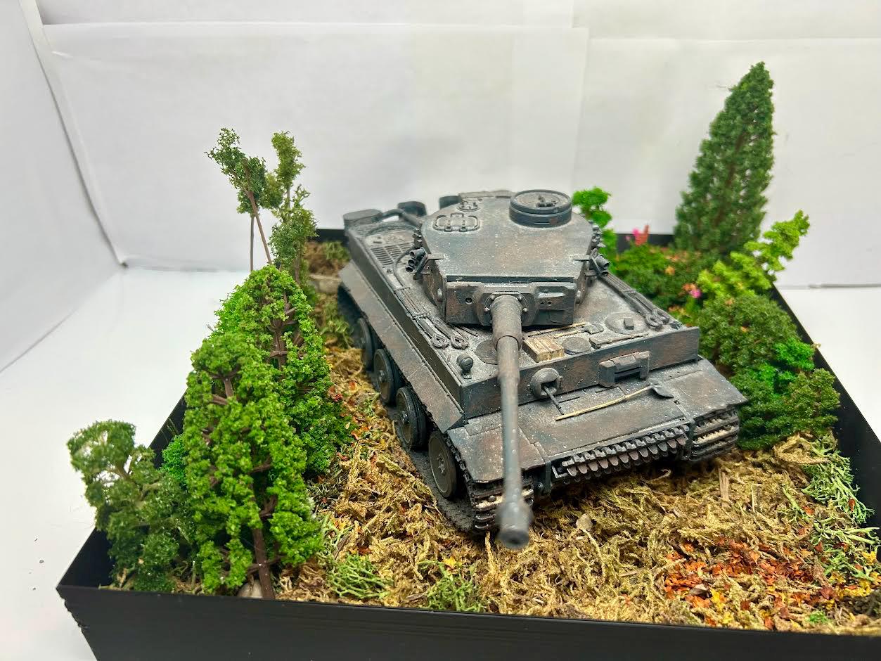 Figure Piloti Seconda Guerra Mondiale In Resina - Scala 1/72 E 1/48 - 4 Pezzi
