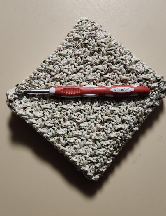 Crochet *PATTERN* ONLY Mini Bean (Elizabeth stitch) Dishcloth