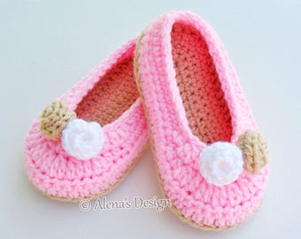 Crochet Slipper Pattern, Toddler Rose Shoes, Christmas Booties Pattern #109