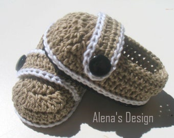 Crochet Baby Shoes Pattern 209 | Slipper Crochet Pattern Baby Boy Newborn Loafers Decoration Baby Shower Gift Brown White Black Buttons