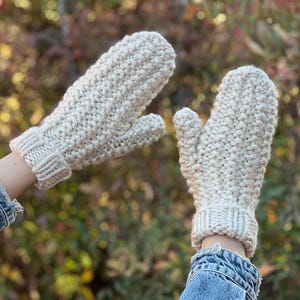 Knitting Pattern 179 Adult Mittens in three sizes for Men Women, Textured Pattern Gloves