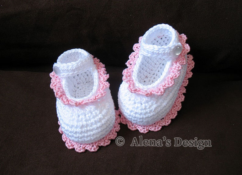 Baby Shoes Crochet Pattern 077, Mary Jane, Newborn White Booties, Baby Girl Slippers, Brown Gloria Shoes, Gift for Girl image 1