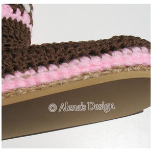 Crochet Slipper Boot Pattern, Crochet Boot Pattern, House Slipper Pattern, Buttoned Women's Boots, Crochet Pattern 137 imagen 6