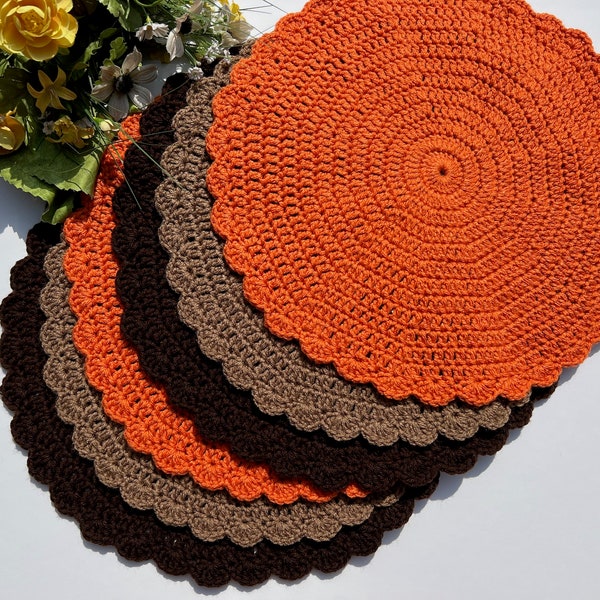 Fall Home Decor DIY Placemat, Crochet Pattern 266, Scallop Edged Placemat, Table Setting, Round Doily