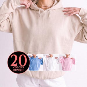 Gildan 18500 Mockup Bundle Dam: Hoodie Framtill Mockups, Kvinnlig Modell Pullover Mockup