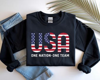 USA Flag Sweatshirt: Retro Patriotic American Hoodie