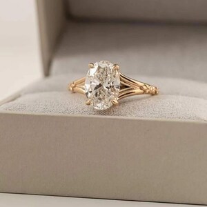 Vintage Floral Filigree Engagement Ring, 3 CT Oval Moissanite with Split Shank and Hidden Halo