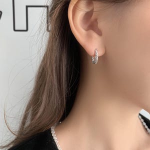 S925 Sterling Silver Hammered Rectangular Huggie Hoop Earrings, Textured Oval Silver Hoops, Vintage Artisan Drop Earrings, Gift for Her