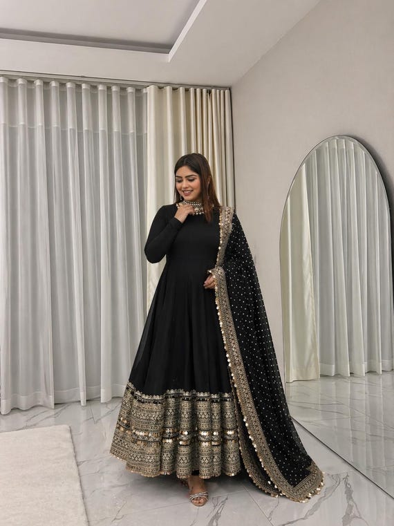Elegant Black Anarkali Suit With Heavy Golden Sequin Border Dupatta & Pant Wedding Party Festive Traditional Indian Ethnic Wear for Women - Etsy Israel Elegant Black Anarkali Suit With Heavy Golden Sequin Border Dupatta & Pant Wedding Party Festive Traditional Indian Ethnic Wear for Women - Etsy Israel