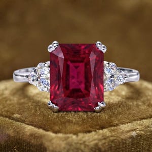 4,00 CT kuddslipad naturlig rubin- och diamantring | Förlovningsring i 14K/18K vitt guld
