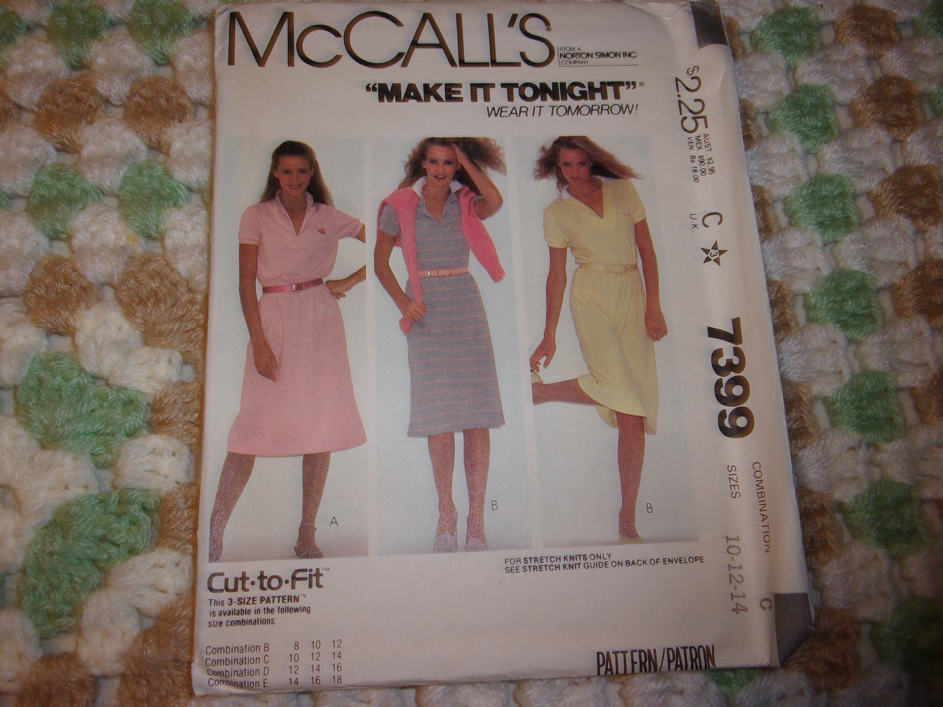 Lincraft 1001 Sewing Pattern Girl/'s Dress And Romper Size 0.5-4 Uncut Factory Folded